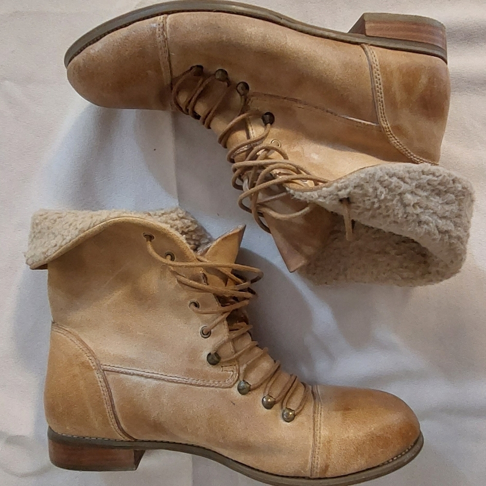 Miz Mooz Ankle Boots sz 11 tan